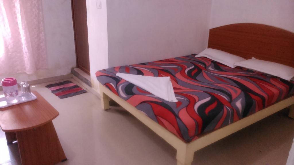 Galaxy Comforts Hotel Mysore Cameră foto